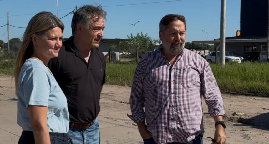 REPARACIÓN VIAL Y REPAVIMENTACIÓN: CONTINÚAN LOS TRABAJOS EN AV. SOBERANÍA NACIONAL Y EN EL PARQUE 2 DE FEBRERO