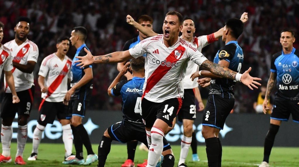 River le ganó 2-0 a Ciudad de Bolívar y avanzó a la siguiente ronda de la Copa Argentina