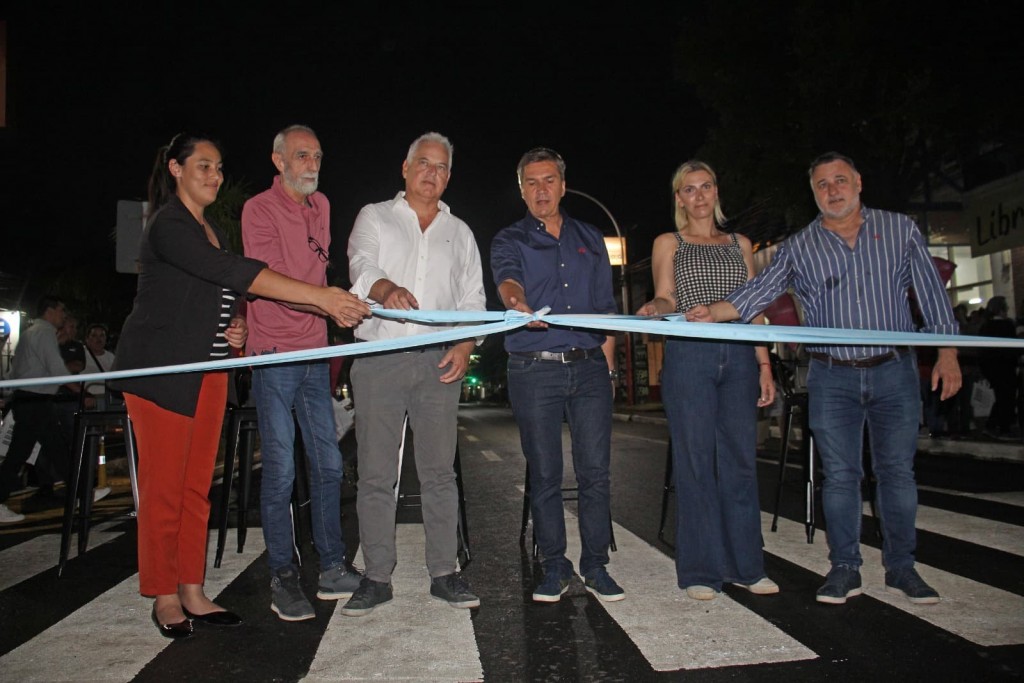 EL MUNICIPIO DESTACÓ LA IMPORTANCIA DEL TRABAJO CONJUNTO EN LA REPAVIMENTACIÓN DE LA AVENIDA 25 DE MAYO