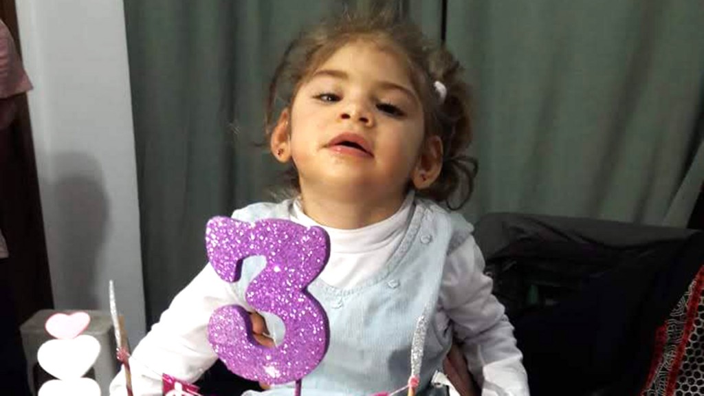 “Desafió a la ciencia desde el primer momento”: la historia de Catalina, la nena con parálisis cerebral que necesita 80 mil dólares para un tratamiento en México 