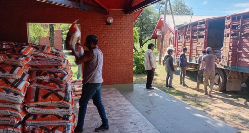 EL ESPINILLO: EL GOBIERNO PROVINCIAL ASISTE A PRODUCTORES AFECTADOS POR LA EMERGENCIA H&Iacute;DRICA