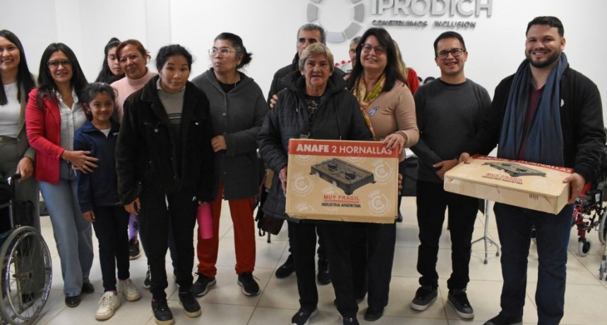 IPRODICH FORTALECE LA INCLUSI&Oacute;N CON M&Aacute;S  ENTREGAS DE AYUDAS T&Eacute;CNICAS EN TODA LA PROVINCIA