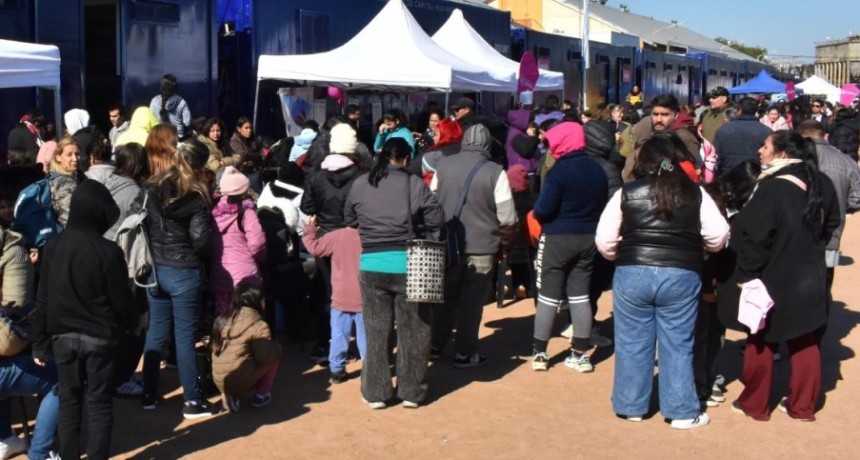 EL TREN 25 DE MAYO YA ATIENDE EN BARRANQUERAS CON SERVICIOS M&Eacute;DICOS, TR&Aacute;MITES Y ASISTENCIA HASTA EL 3 DE JULIO