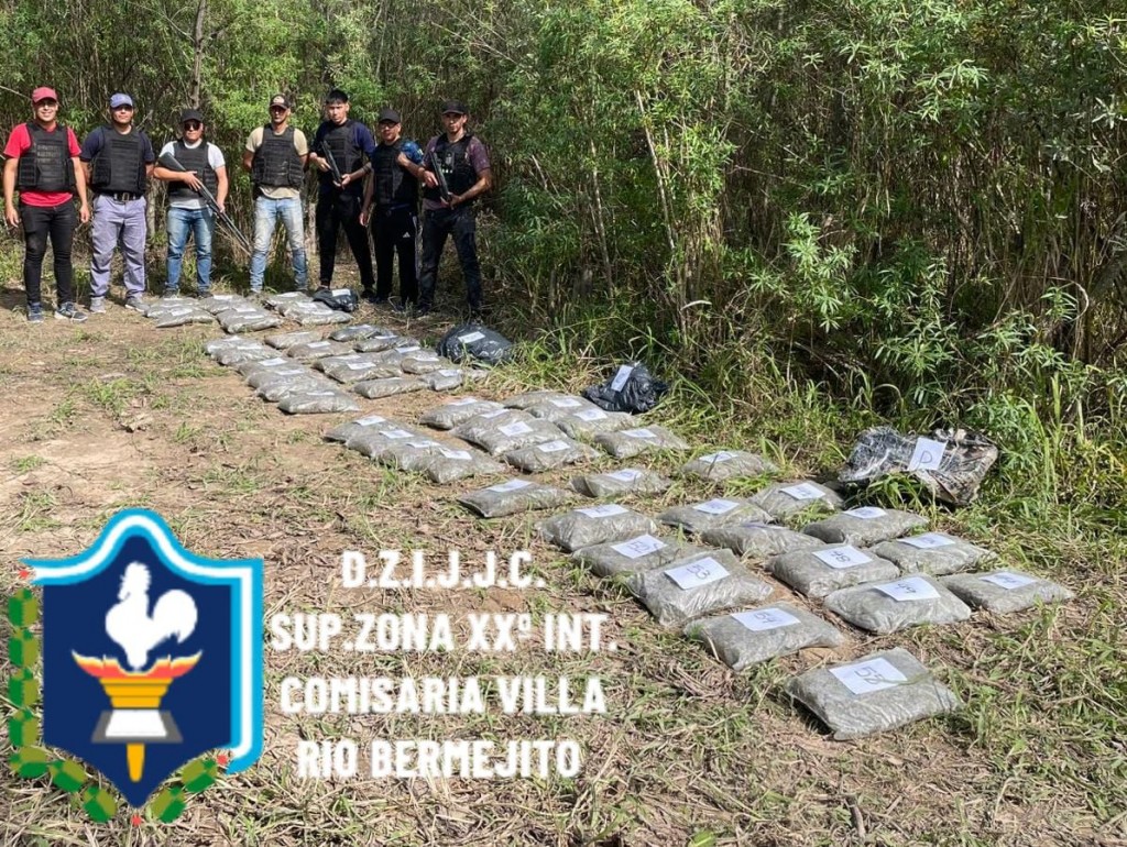TRAS EL TIROTEO EN BERMEJITO, SECUESTRAN OTROS 57 KILOS DE MARIHUANA ESCONDIDOS EN EL MONTE