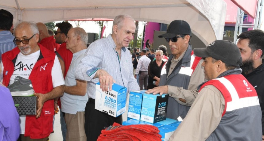ROY EN LA BIENAL: &ldquo;NO DEBE HABER  UN RESISTENCIANO QUE NO PASE POR AQU&Iacute;&rdquo;