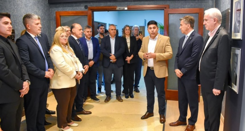 GALER&Iacute;A DE LOS GOBERNADORES: LA HISTORIA CONSTITUCIONAL DEL CHACO TIENE SU LUGAR EN CASA DE GOBIERNO