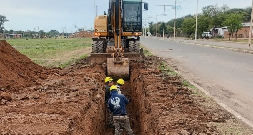 EL GOBERNADOR ZDERO GESTION&Oacute; Y LA OBRA AVANZA: EL SEGUNDO ACUEDUCTO SE EXTIENDE HASTA R&Iacute;O MUERTO