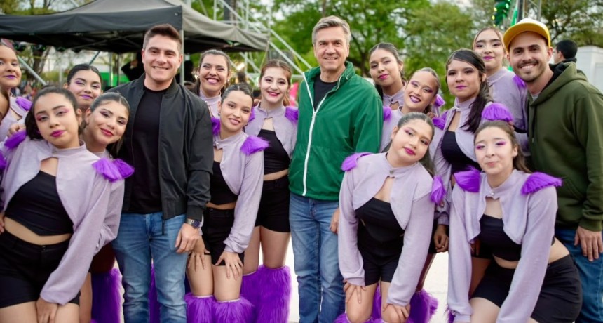 ZDERO ACOMPA&Ntilde;&Oacute; EL CIERRE DE LA ESTUDIANTINA 2026 Y LA ESCUELA N&deg; 54 GAN&Oacute; EL VIAJE A VILLA CARLOS PAZ