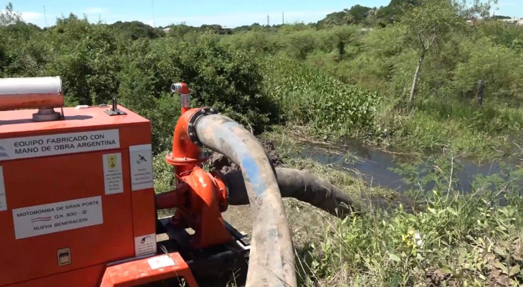 SAMEEP EN TERRITORIO: INSTALACIÓN DE BOMBAS Y DRENAJE EN BARRANQUERAS