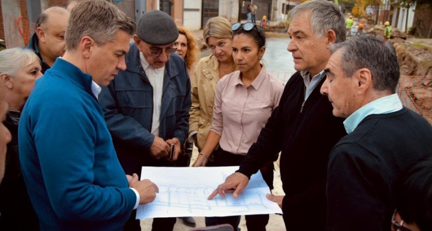M&Aacute;S CONECTIVIDAD Y DESARROLLO: AVANZAN LOS TRABAJOS DE PAVIMENTACI&Oacute;N EN VILLA ALTABE